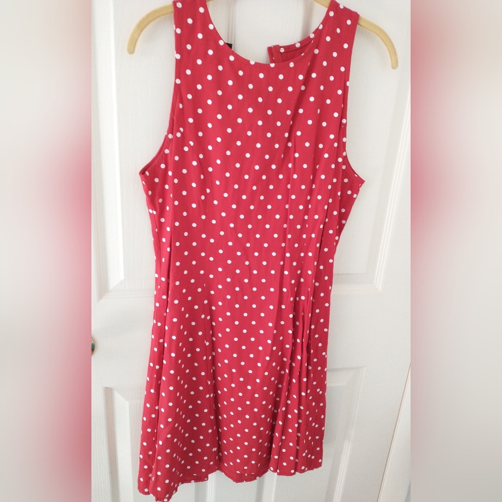 Sleeveless Dress polka dot